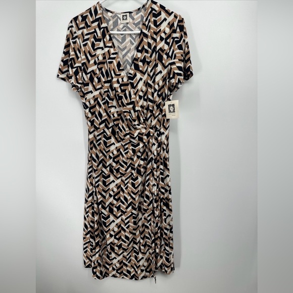 Anne Klein New Faux Wrap Dress Coffee Multi Geo Print Size 6 - $99 - Picture 1 of 4